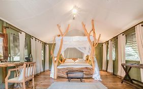 Leopard Safaris Yala